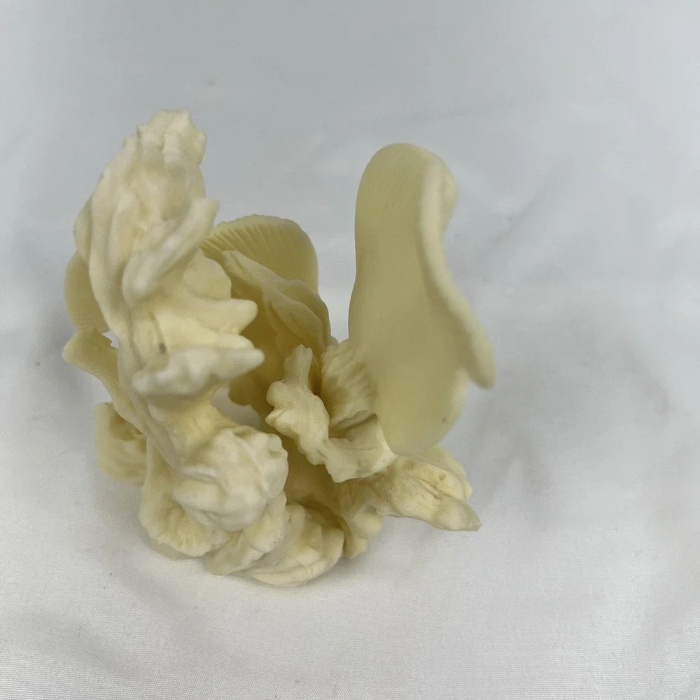 Vintage Style Cream Fish Coral Figurine Coastal‎ Nautical Beach House Decor